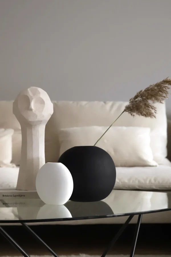 Cheap Ball Vase Black Vases