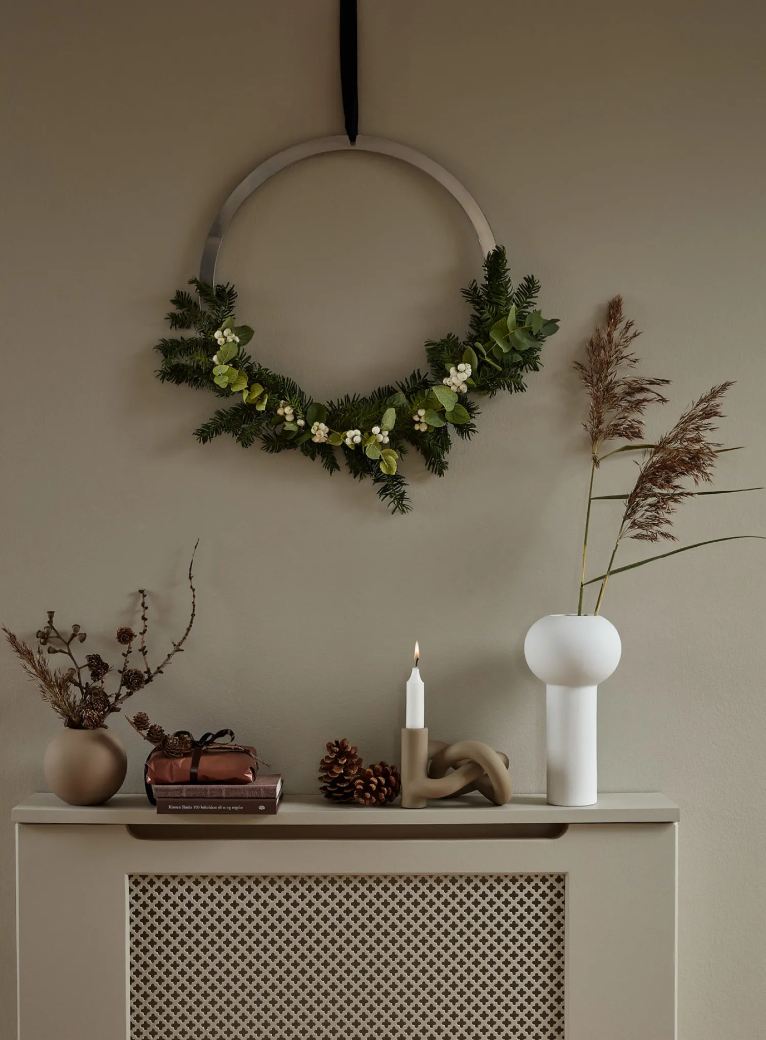 lykke_one_sand_1.webp Best Sale Lykke One Sand Candlesticks & Candle Holders