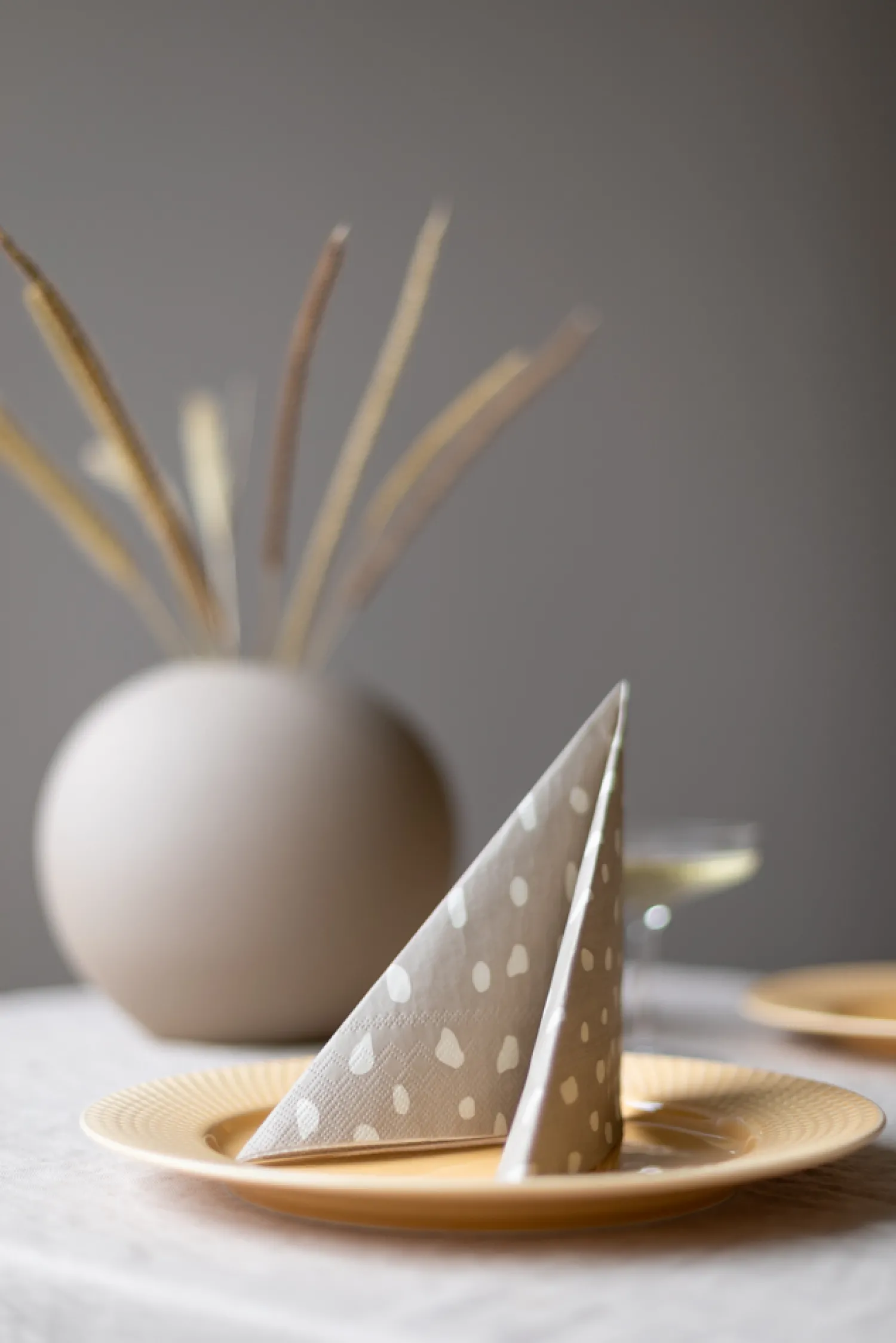 napkin_dots_sand_2.webp Clearance Napkin Dots Sand Napkins