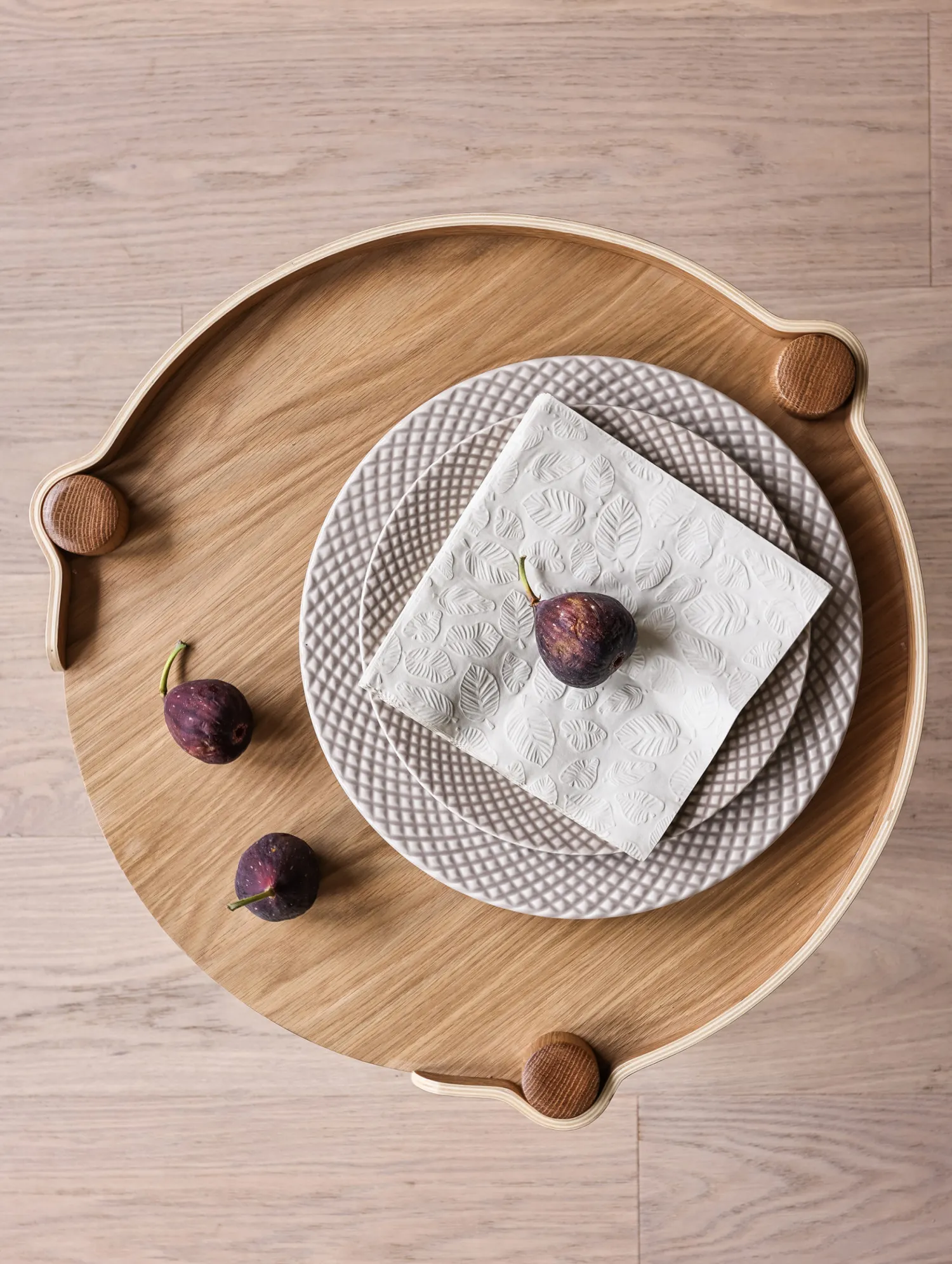 napkin_leaf_embossed_shell_2.webp Sale Napkin Leaf Embossed Shell Napkins
