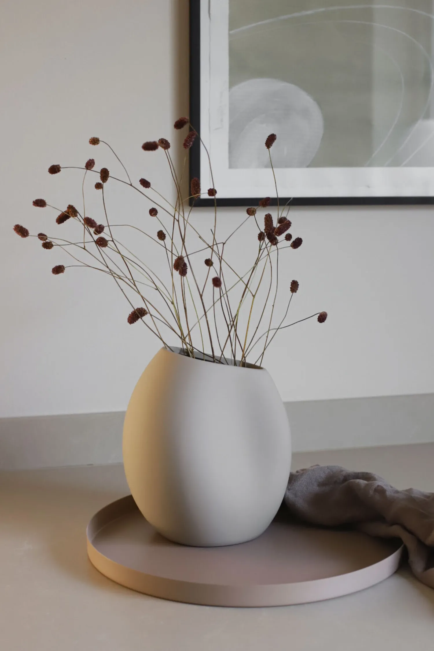 tray_circle_xmm_taupe_1.webp Best Tray Circle 300x20mm Taupe Accessories