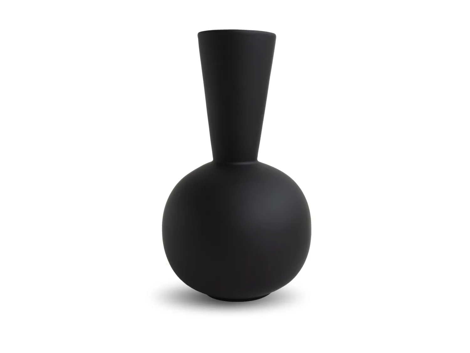 trumpet_vase_black_large_0.webp Sale Trumpet Vase Black Large Vases