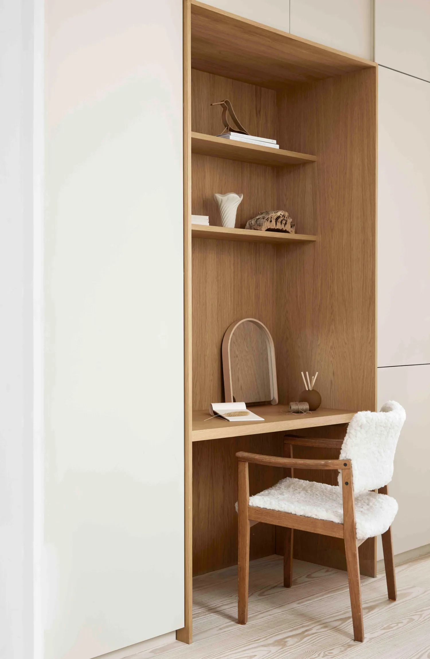 woody_mirror_oak_2.webp Discount Woody Mirror Oak Furniture
